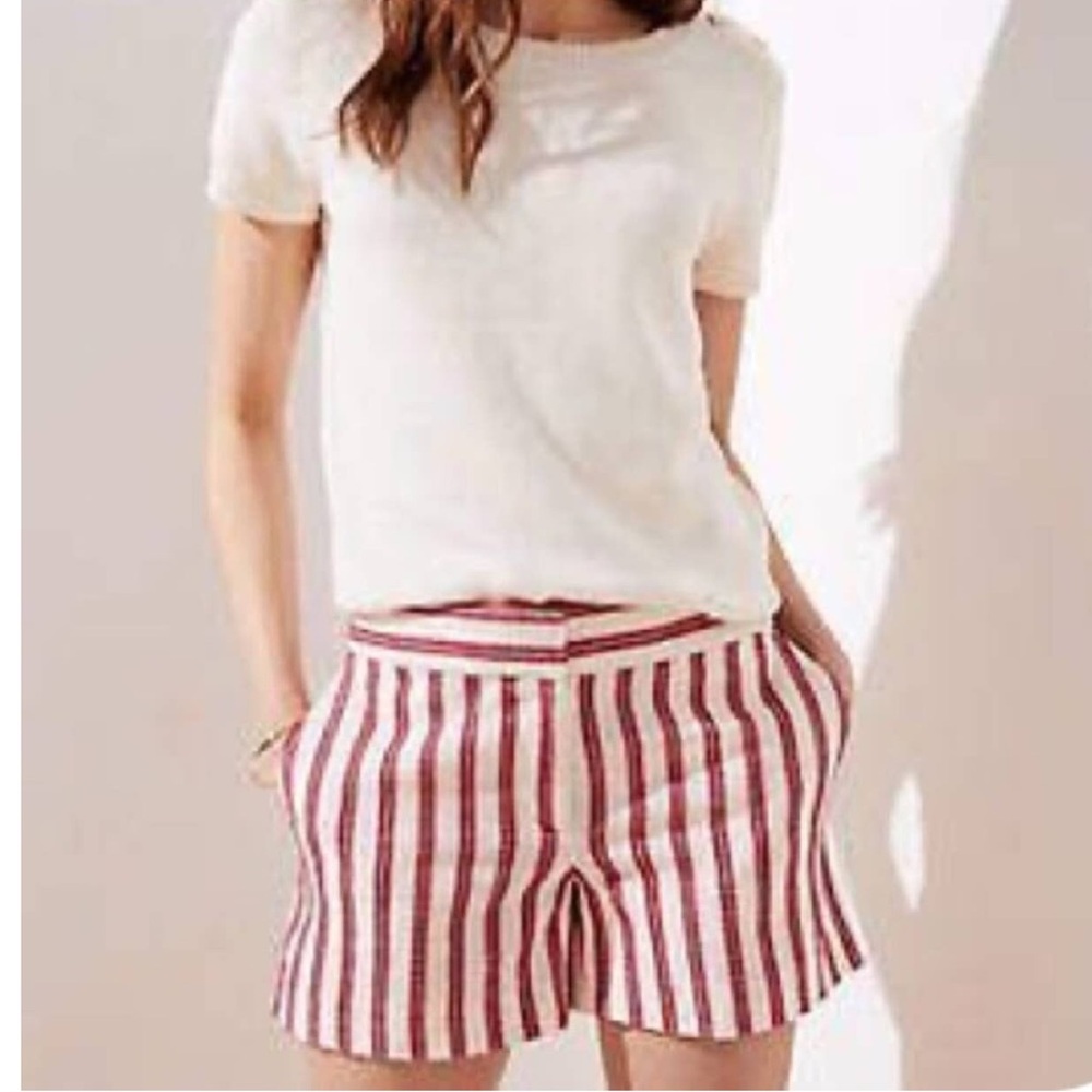 Loft Striped Mid Rise Shorts Size 4 Red/Cream Pockets